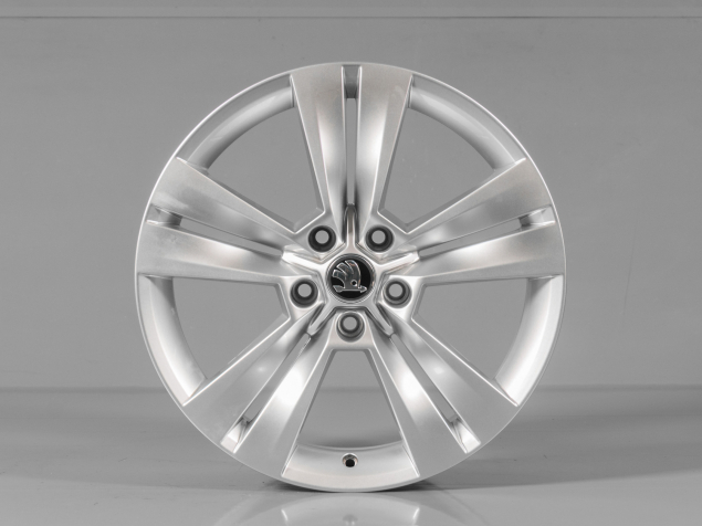 ŠKODA KAROQ 7,0x18 5x112 ET45 57A601025E, 57A071498C 8Z8 ORIGINÁLNÍ ALU KOLA