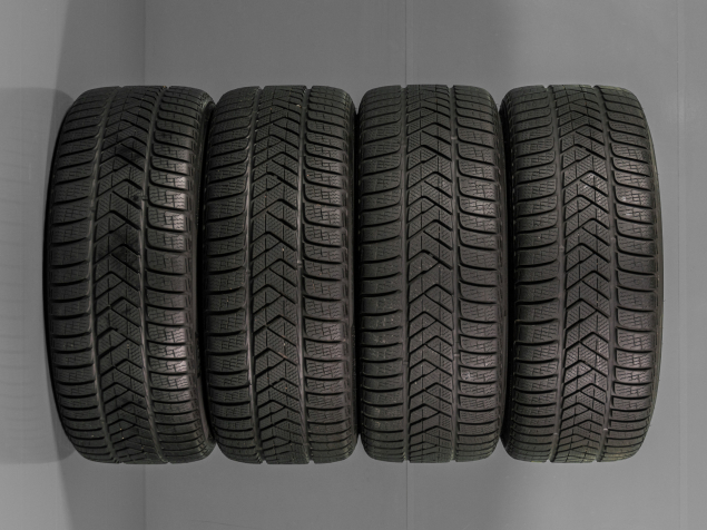 PIRELLI WINTER SOTTOZERO 3 255/35 R20 97V 8019227241631 ZIMNÍ PNEUMATIKY