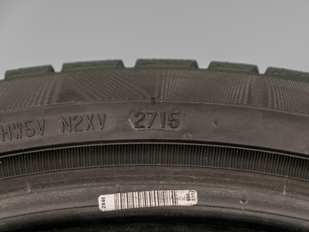 255/35 R20 POUŽITÉ ZIMNÍ PNEU CONTINENTAL AUDI A6