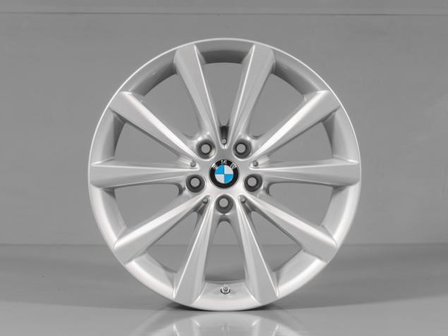BMW 7er 8,0x18 5x112 ET30 6867338 TPMS ORIGINÁLNÍ POUŽITÁ ALU KOLA