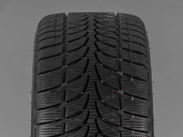 ZIMNÍ PNEU 225/45 R18, 225/45/18 BRIDGESTONE SADA 4KS (2254)