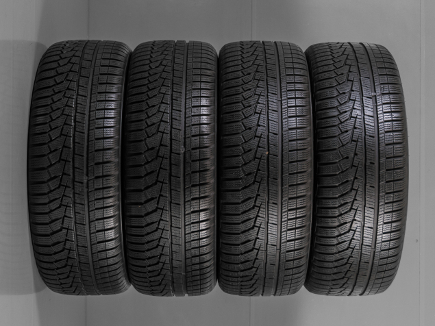 HANKOOK PNEUMATIKY R19 ZIMNÍ 235/50/19 103V, 4KS (1140T)