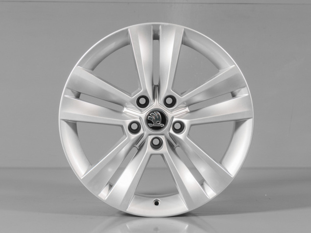 ŠKODA KODIAQ 7,0x17 5x112 ET40 565601025A ORIGINÁLNÍ ALU KOLA