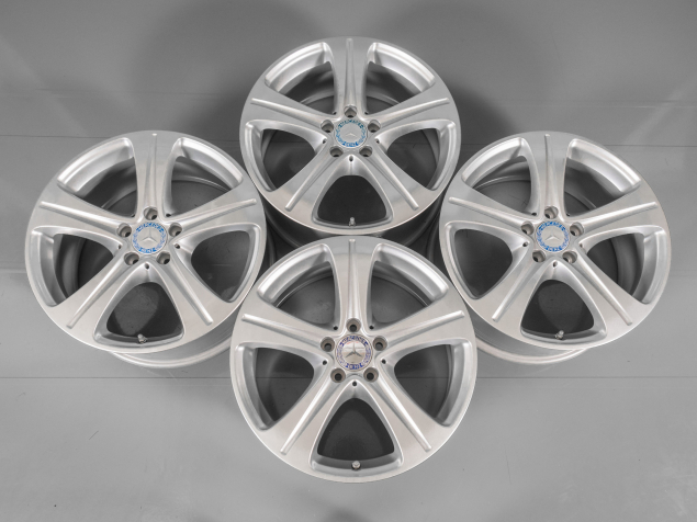 MERCEDES E-CLASS 8,0x18 5x112 ET43 A2134011400 TPMS NOVÁ ORIGINÁLNÍ ALU KOLA