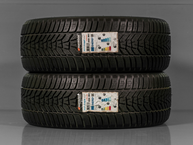 225/40 R20 94V XL NOVÉ ZIMNÍ PNEUMATIKY HANKOOK