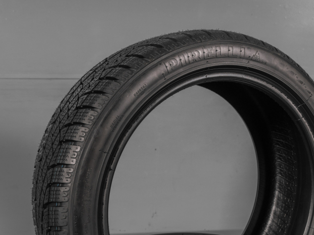 PIRELLI SOTTEZERO WINTER 225/45 R18 95H 8019227241402 ZIMNÍ PNEUMATIKY