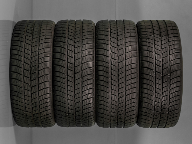 225/45 R17 94V XL POUŽITÉ ZIMNÍ PNEU HANKOOK, ŠKODA