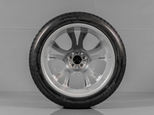 MERCEDES GLA-CLASS, A1564010302, 235/45 R19 5x112, ORIGINÁLNÍ LETNÍ ALU SADA