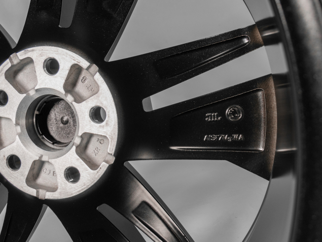 ŠKODA ENYAQ iV 8,0x19 5x112 ET45 5LA601025B, 5LG071499C FL8 DEMO ALU KOLA