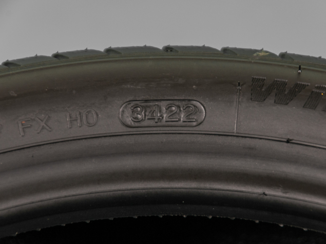 195/45 R18 87H XL NOVÉ ZIMNÍ PNEUMATIKY HANKOOK