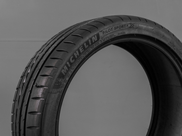 MICHELIN PS4 205/40 R18 86Y LETNÍ PNEUMATIKY 3528702081952