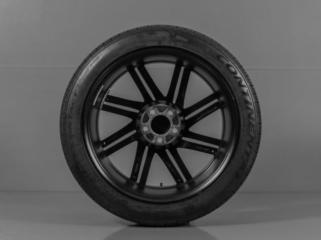 DODGE CHARGER SADA R20 245/45 R20 Made in USA, 82502085 SAE J2530