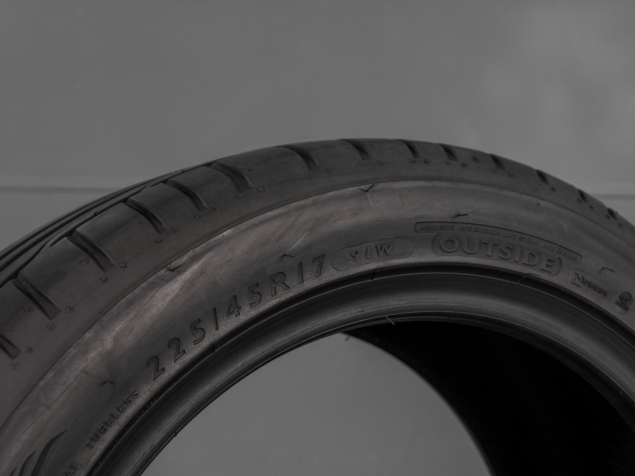 LETNÍ R17 PNEUMATIKY 225/45/17 DUNLOP SPORT MAXX 4KS (1257TA)