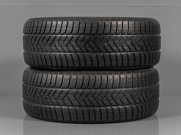PIRELLI SOTTOZERO 3 255/40 R20 101V 8019227383034 POUŽITÉ ZIMNÍ PNEUMATIKY 2KS