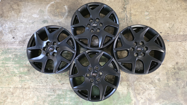 Nová alu kola Ford Custom R17