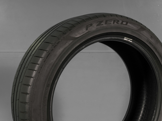 PIRELLI P-ZERO PZ4 RSC 245/45 R19 98Y 019227254433 LETNÍ PNEUMATIKY