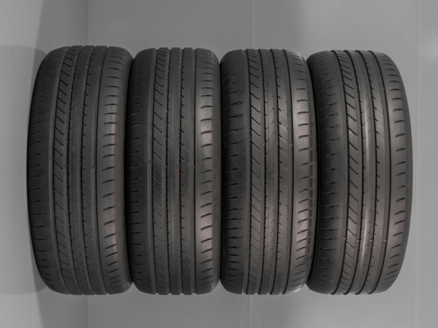 GOODYEAR EFFECIENTGRIP RFT 235/45 R19 95V 5452000433923 LETNÍ PNEUMATIKY