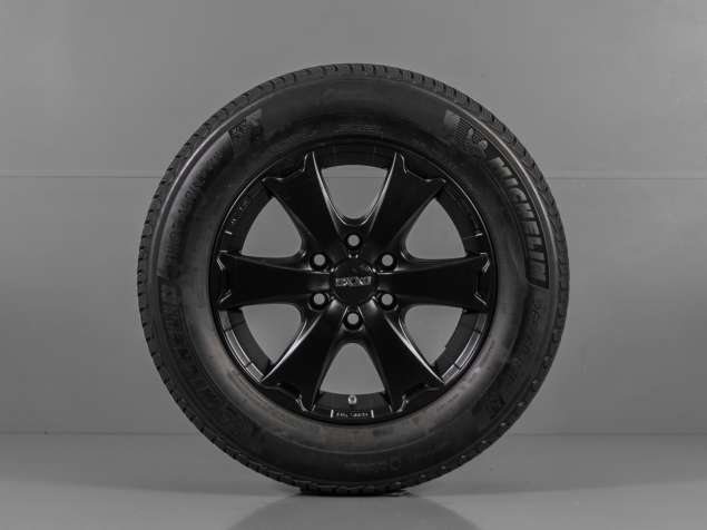 TOYOTA LAND CRUISER 265/60 R18 114H XL TPMS, ZIMNÍ ALU SADA