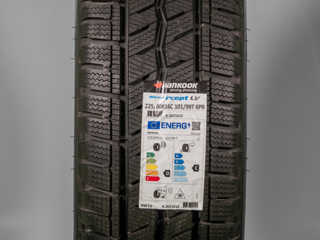 225/60 R16C 101/99T NOVÉ ZIMNÍ PNEUMATIKY HANKOOK