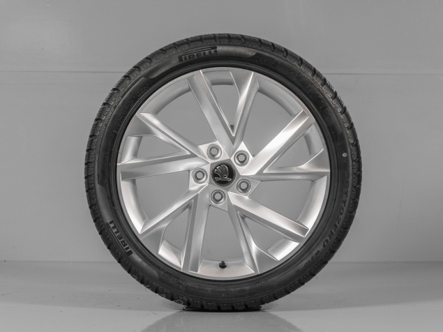 ŠKODA OCTAVIA IV, 5E0601025BM/HZ9, R18, 5x112, ORIGINÁLNÍ ZIMNÍ SADA VEGA