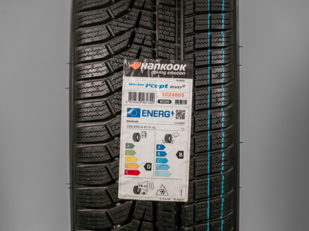 195/45 R18 87H XL NOVÉ ZIMNÍ PNEUMATIKY HANKOOK