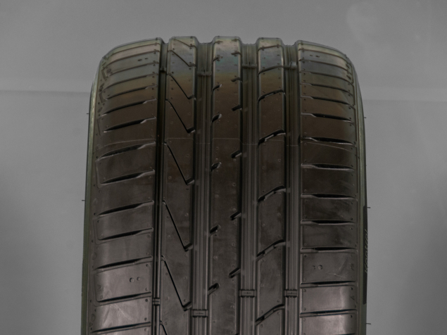 255/40 ZR17 98Y XL NOVÉ LETNÍ PNEUMATIKY HANKOOK, 8808563381541