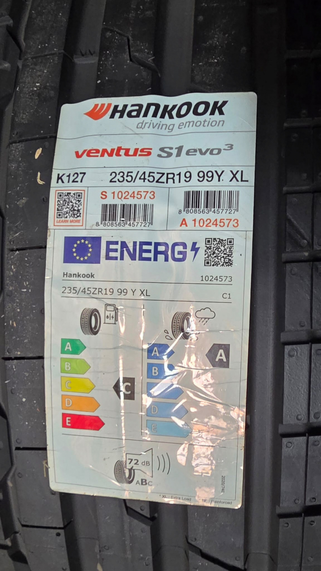 NOVÉ LETNÍ PNEUMATIKY HANKOOK 235/45 R19, EAN: 8808563457727