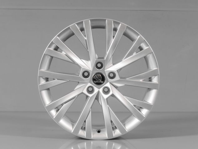 ŠKODA SUPERB III 8,0x18 5x112 ET44 6V0601025AN, 3V0071498J 8Z8 ORIGINÁLNÍ DEMO ALU KOLA