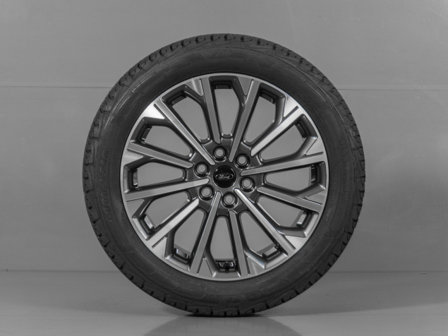 FORD TRANSIT CUSTOM II NOVÁ ZIMNÍ OE SADA R19, PNEUMATIKY 235/50 R19C, ROZTEČ 6x120, PZ31-1007-HA (2 653 320)