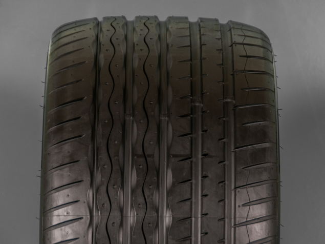 NOVÉ LETNÍ PNEUMATIKY LAUFENN BY HANKOOK TIRE, 305/30 ZR19 102Y XL, 8808563525921