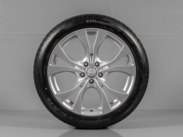 MERCEDES GLA-CLASS, A1564010302, 235/45 R19 5x112, ORIGINÁLNÍ LETNÍ ALU SADA