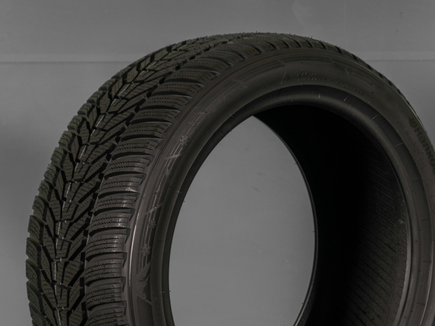 245/40 R17 95V NOVÉ ZIMNÍ PNEUMATIKY HANKOOK