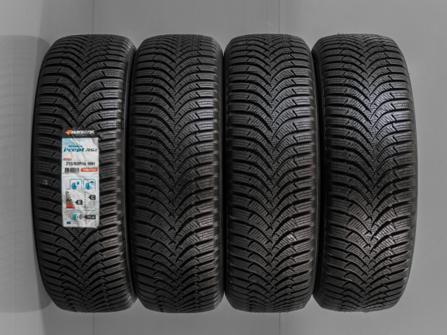 HANKOOK WINTER ICEPT RS 2 215/65 R16 98H 8808563402918 NOVÉ ZIMNÍ PNEUMATIKY