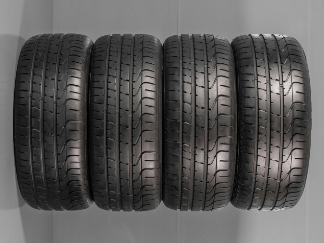 PIRELLI P-ZERO 255/40 R19 100Y 8019227271331 LETNÍ PNEUMATIKY