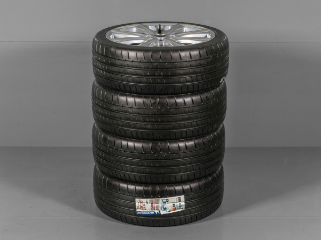 FORD FIESTA MK8, H1BC-1007-E1A, 205/40 R18 4x108, TPMS, ORIGINÁLNÍ LETNÍ ALU SADA