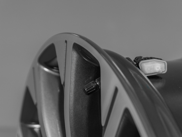 NOVÁ ORIGINÁLNI ALU KOLA FORD TRANSIT CUSTOM II R19, ROZTEČ 6x120, PZ31-1007-HA