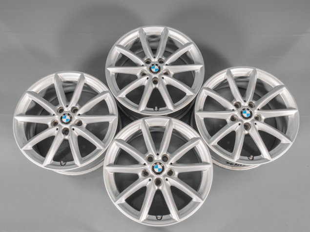 BMW X1 7,5x18 5x112 ET52 6856061 ORIGINÁLNÍ ALU KOLA POUŽITÁ