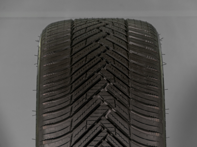 235/35 R19 87Y NOVÉ CELOROČNÍ PNEUHANKOOK   (HA2638)