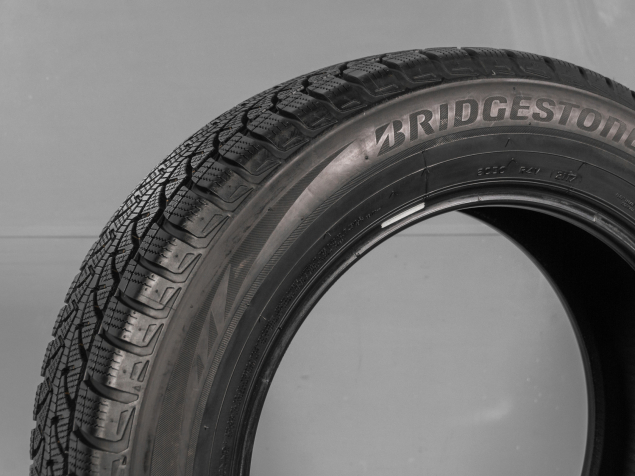 BRIDGESTONE BLIZZAK LM-80 EVO 235/60 R18 107H 3286340595711 ZIMNÍ PNEUMATIKY 8,0mm