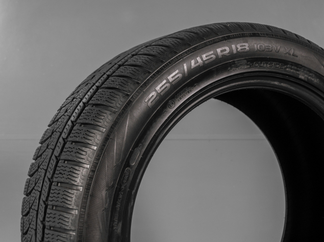 NOKIAN WR A4 255/45 R18 103V 6419440210582 ZIMNÍ PNEUMATIKY