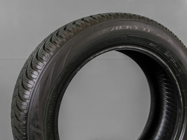 FALKEN EUROWINTER HS01 235/55 R18 104V 4250427416656 ZIMNÍ PNEUMATIKY
