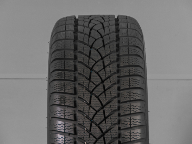 AUDI Q3 235/55 R18 104H 83A601025J ORIGINÁLNÍ ZIMNÍ ALU SADA