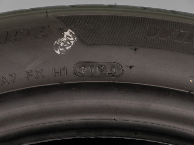 225/50 R16 96V XL NOVÉ ZIMNÍ PNEUMATIKY HANKOOK