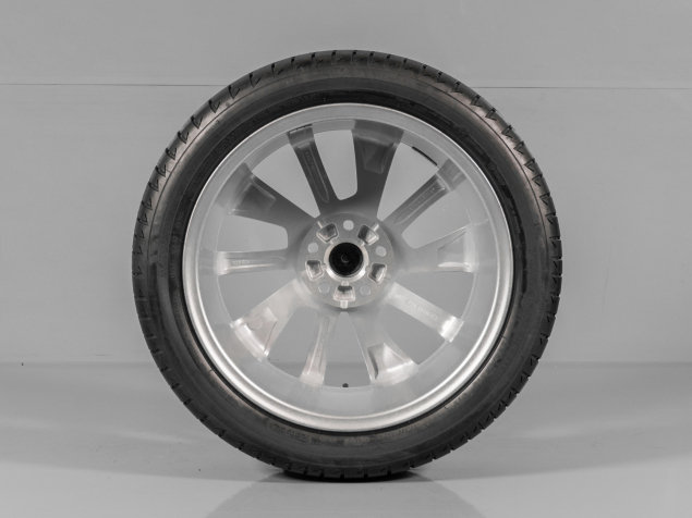 ŠKODA KAROQ, 57A601025D, R18, 5x112, ORIGINÁLNÍ LETNÍ SADA BRAGA