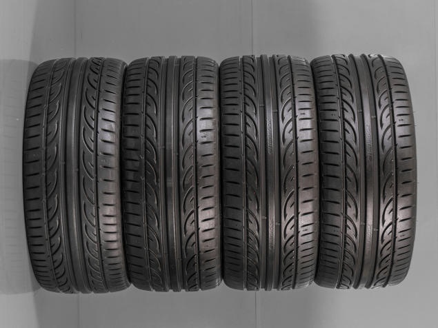 HANKOOK VENTUS V12 235/35 R19 91Y 8808563353760 POUŽITÉ LETNÍ PNEUMATIKY