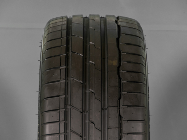 Pneumatiky Hankook K127B Ventus S1 evo3 245/45 R19 Letní