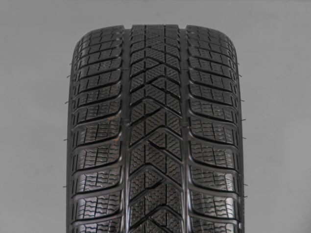 PIRELLI SOTTOZERO 3 XL 235/35 R19 91W 8019227240450 ZIMNÍ PNEUMATIKY