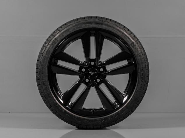 FORD MUSTANG, FR3C-1007-FC, 255/40 R19, TPMS, ORIGINÁLNÍ ZIMNÍ ALU SADA