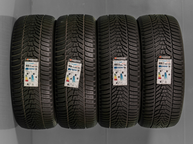 255/40 R22 103H XL NOVÉ ZIMNÍ PNEUMATIKY HANKOOK