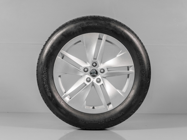 ŠKODA ENYAQ iV, 5LA601025B, 5LG071499B 8Z8, R19, 5x112, ORIGINÁLNÍ LETNÍ SADA